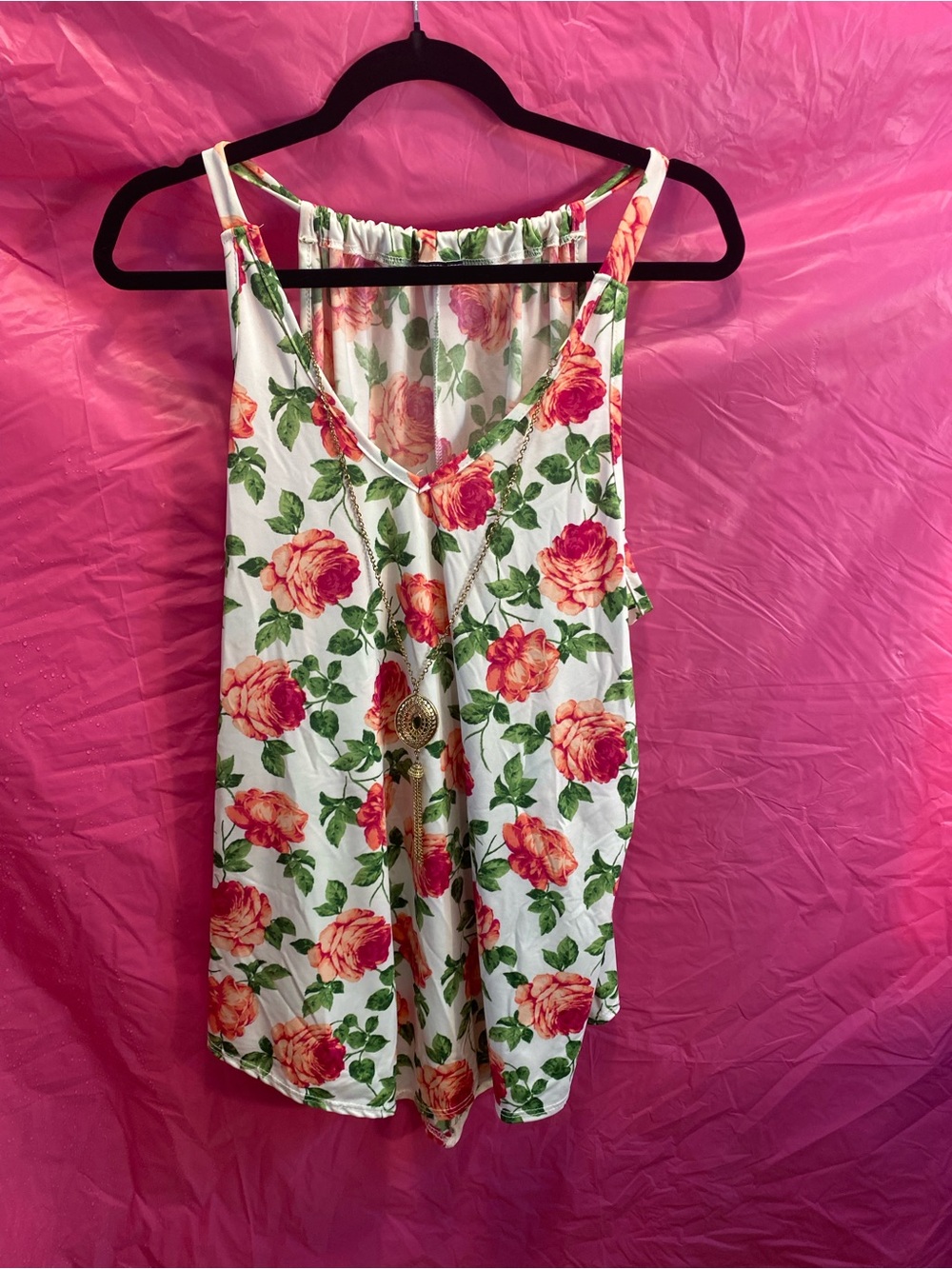 First Love Floral Sleeveless Tank Top with Necklace White Pink Plus
